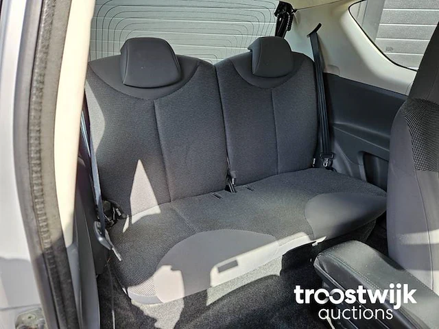 Peugeot 107 1.0-12v xs 91-tl-vn - afbeelding 11 van  21