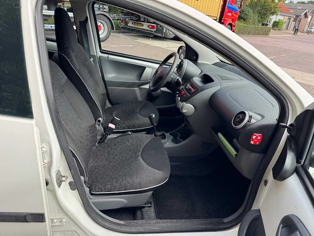 Peugeot 107 1.0-12v xs airco 44-hpf-3 - afbeelding 5 van  16
