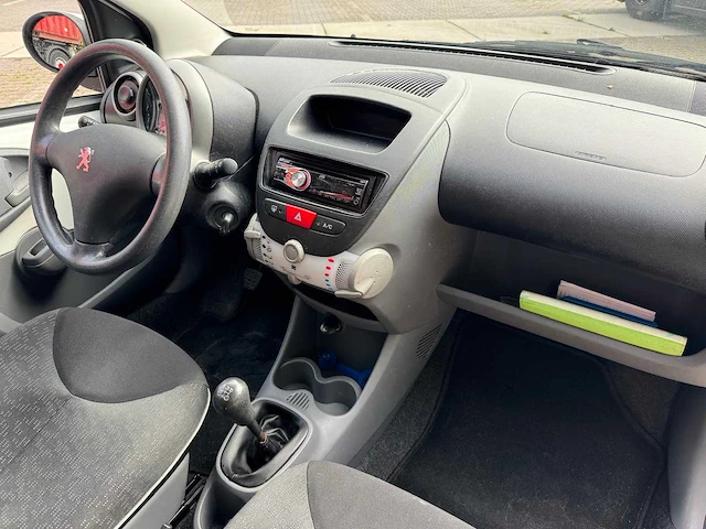 Peugeot 107 1.0-12v xs airco 44-hpf-3 - afbeelding 6 van  16