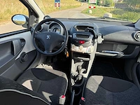 Peugeot 107 1.0-12v xs airco 5-deurs 10-srf-9 - afbeelding 9 van  14