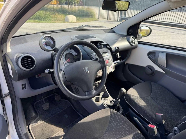 Peugeot 107 1.0-12v xs airco 5-deurs 10-srf-9 - afbeelding 12 van  14