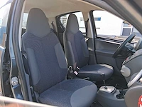 Peugeot 107 1.0-12v xs car 2008 | 78-hdk-9 - afbeelding 18 van  28