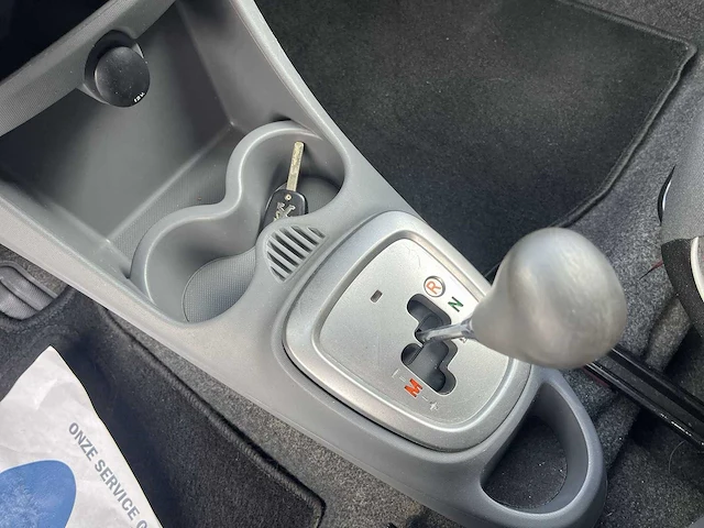 Peugeot 107 1.0-12v xs car 2009 | 50-hzt-1 - afbeelding 8 van  21