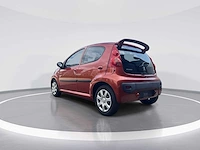 Peugeot 107 1.0-12v xs car 2009 | 50-hzt-1 - afbeelding 18 van  21