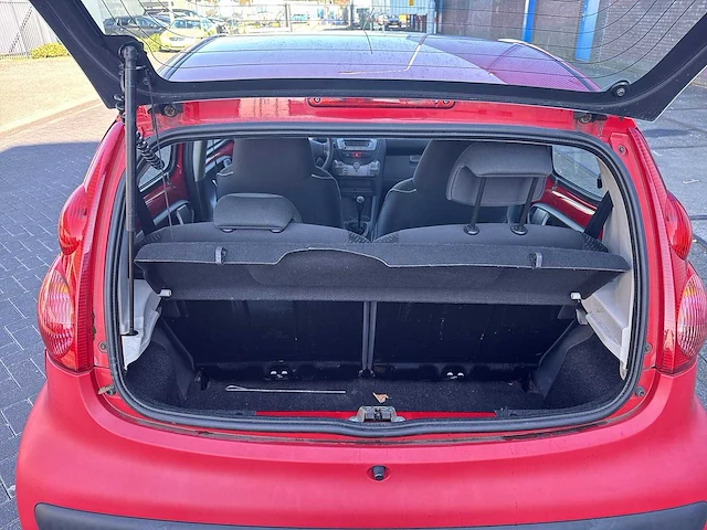 Peugeot 107 1.0-12v xs car 2011 | 60-psp-7 - afbeelding 8 van  20