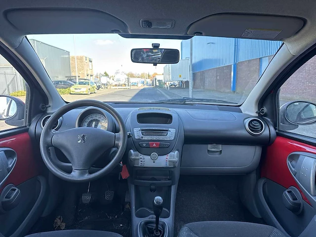 Peugeot 107 1.0-12v xs car 2011 | 60-psp-7 - afbeelding 10 van  20