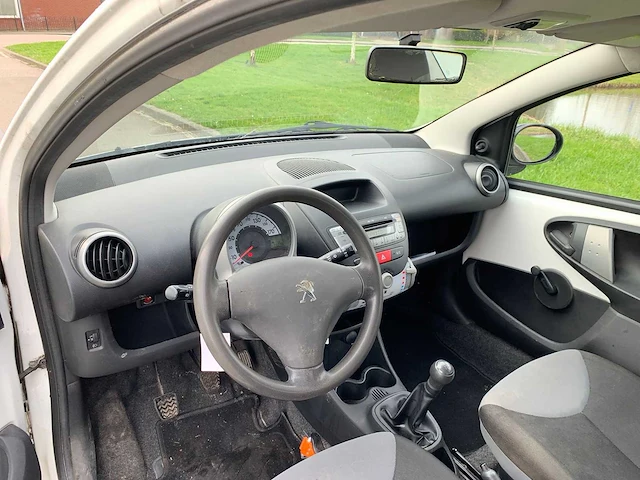 Peugeot 107 1.0 access accent, 33-tvs-8 - afbeelding 3 van  15