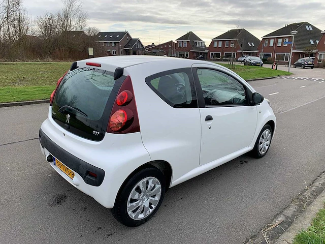 Peugeot 107 1.0 access accent, 33-tvs-8 - afbeelding 9 van  15