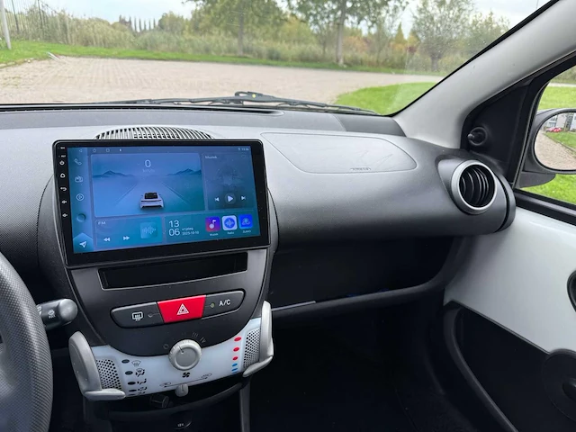 Peugeot 107 1.0 access accent , 55-xbz-9 - afbeelding 3 van  14
