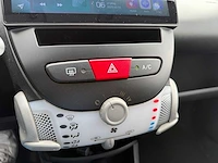 Peugeot 107 1.0 access accent , 55-xbz-9 - afbeelding 4 van  14