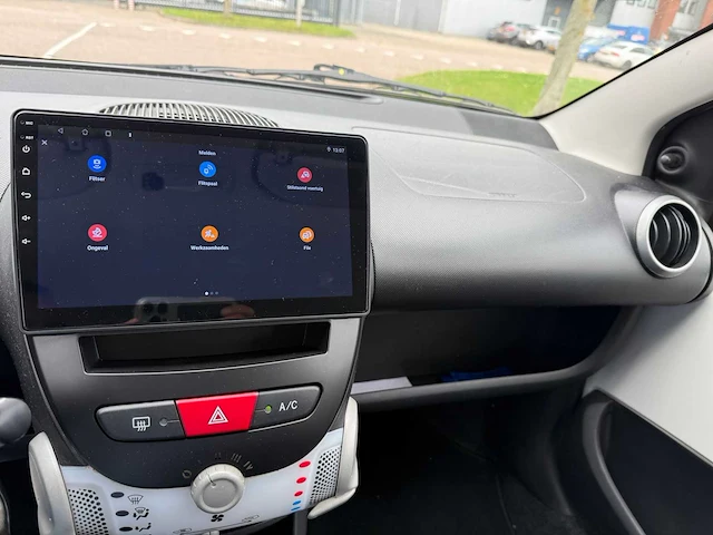 Peugeot 107 1.0 access accent , 55-xbz-9 - afbeelding 6 van  14