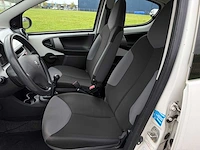 Peugeot 107 1.0 access accent , 55-xbz-9 - afbeelding 10 van  14