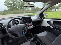 Peugeot 107 1.0 access accent , 55-xbz-9 - afbeelding 12 van  14