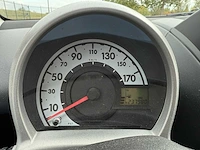 Peugeot 107 1.0 access accent , 55-xbz-9 - afbeelding 13 van  14