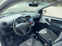 Peugeot 107 1.0 urban light accent 2014 | 8-tkd-06 - afbeelding 19 van  22