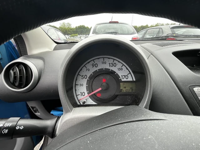 Peugeot 107 1.0i 12v urban 68, 2007 - afbeelding 18 van  21