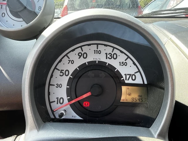 Peugeot 107 1.0i active 68, 2012 - afbeelding 25 van  27