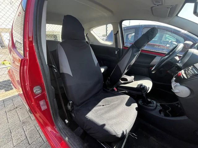Peugeot 107, 2012 - afbeelding 13 van  33