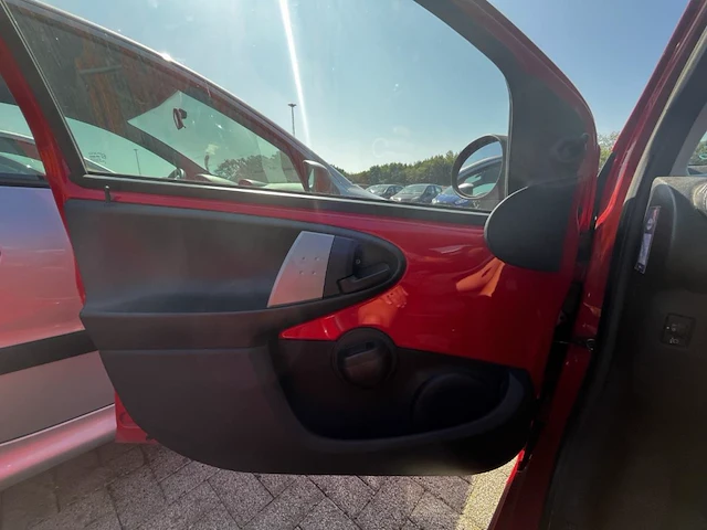 Peugeot 107, 2012 - afbeelding 6 van  30