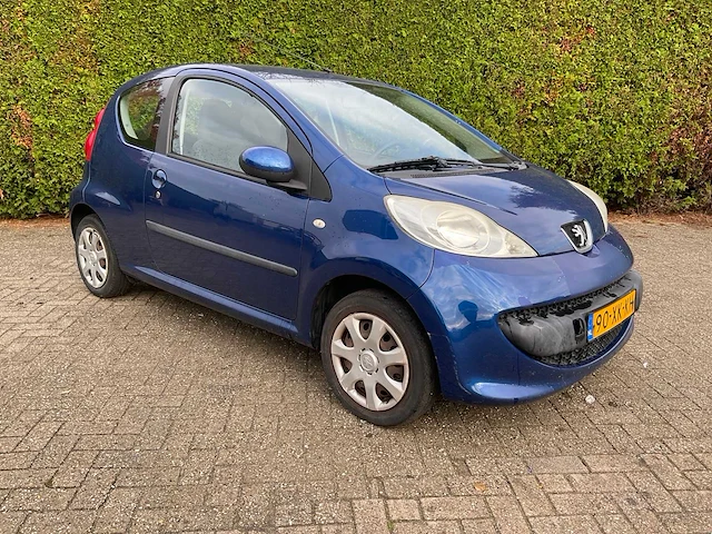 Peugeot 107 90-xk-kh - afbeelding 1 van  29