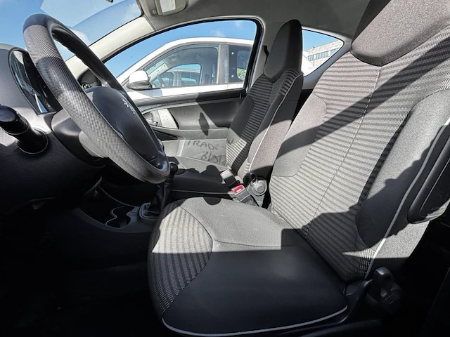 Peugeot 107,2014 - afbeelding 23 van  24