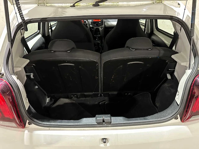 Peugeot 108 1.0 e-vti active 69pk 2017, nj-386-l - afbeelding 24 van  41