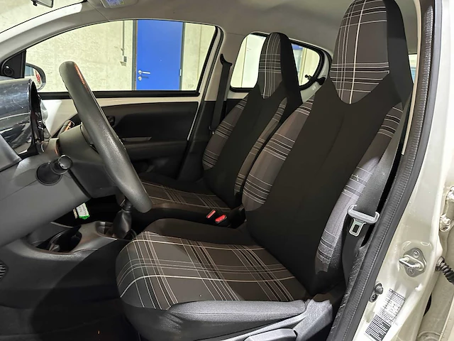 Peugeot 108 1.0 e-vti active 69pk 2017, nj-386-l - afbeelding 30 van  41