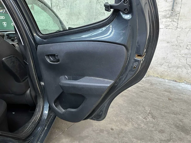 Peugeot 108 1.0 e-vti active 69pk 2018, sl-329-l - afbeelding 27 van  37