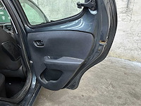 Peugeot 108 1.0 e-vti active 69pk 2018, sl-329-l - afbeelding 27 van  37