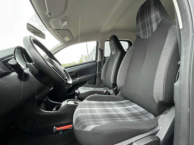 Peugeot 108 1.0 e-vti active | zd-795-v - afbeelding 9 van  24