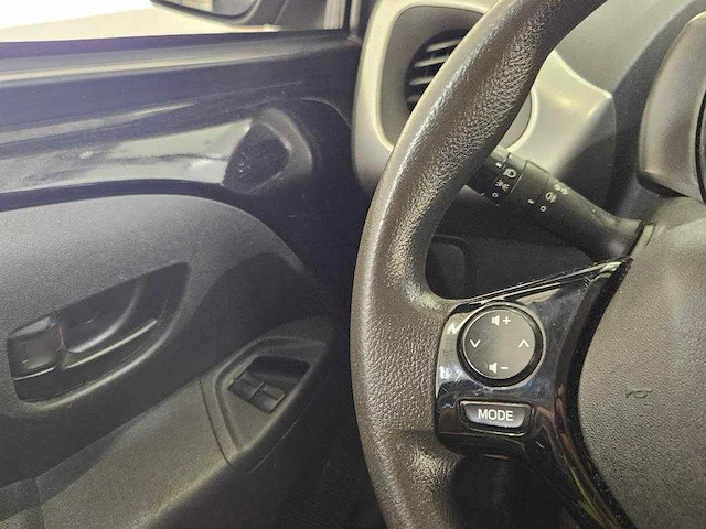 Peugeot 108 1.0 vti active , g-133-dp - afbeelding 2 van  15