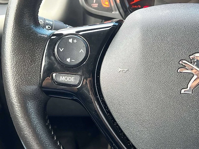 Peugeot 108 1.2 puretech allure 2017 | pk-866-f i - afbeelding 9 van  32