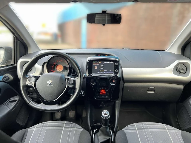 Peugeot 108 1.2 puretech allure 2017 | pk-866-f i - afbeelding 21 van  32