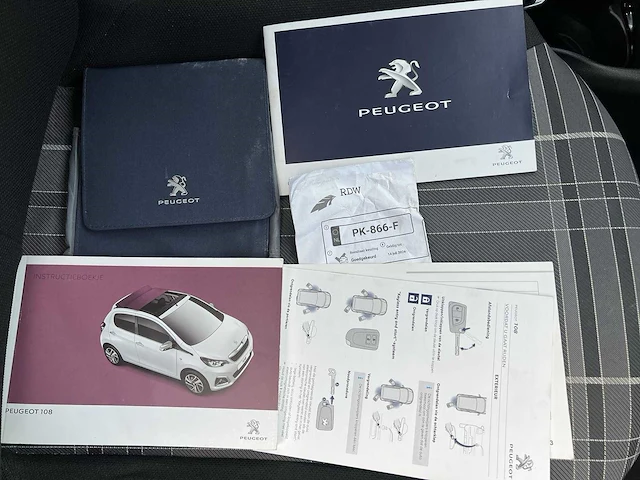 Peugeot 108 1.2 puretech allure 2017 | pk-866-f i - afbeelding 25 van  32