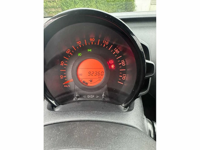 Peugeot 108 1.2 puretech allure, hkz-80-p - afbeelding 10 van  10