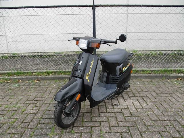 Peugeot 2 tact - snorscooter - rapido - scooter - afbeelding 3 van  10