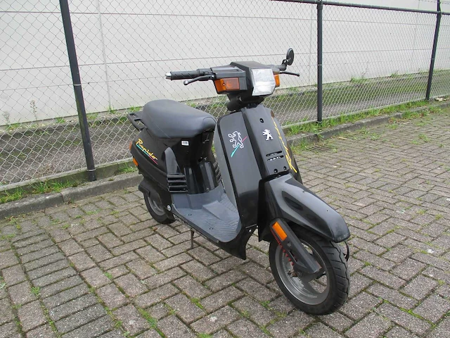 Peugeot 2 tact - snorscooter - rapido - scooter - afbeelding 5 van  10