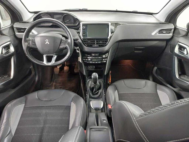 Peugeot 2008 1.2 pt bl executive , ; kz-484-b - afbeelding 9 van  22