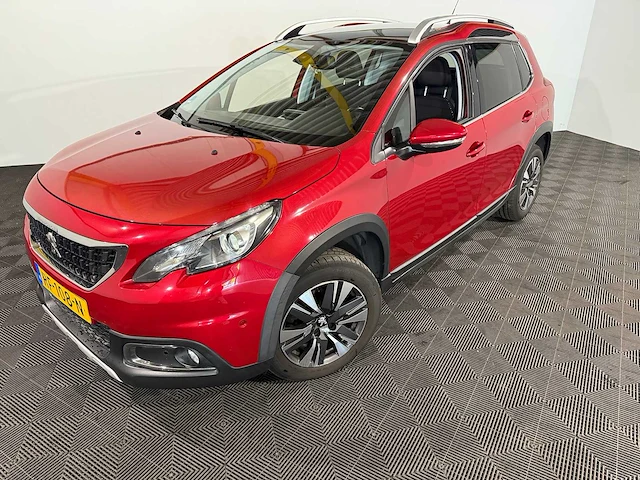 Peugeot 2008 1.2 pt bl executive, rf-108-n - afbeelding 1 van  16
