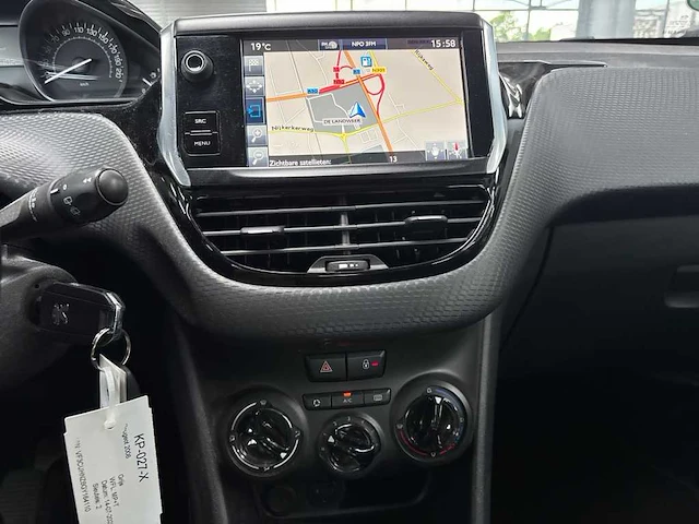 Peugeot 2008 1.2 puret. blue lion , ; kp-027-x - afbeelding 3 van  18