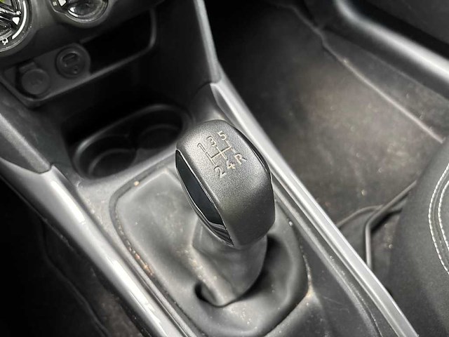 Peugeot 2008 1.2 puret. blue lion , ; kp-027-x - afbeelding 5 van  18