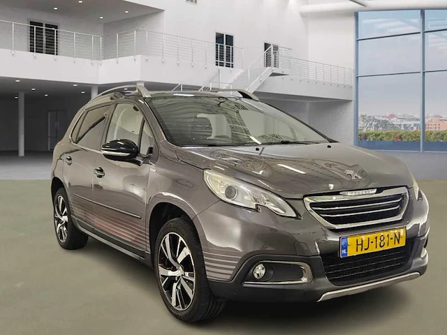 Peugeot 2008 1.2 puret. urban c , ; hj-181-n - afbeelding 11 van  18