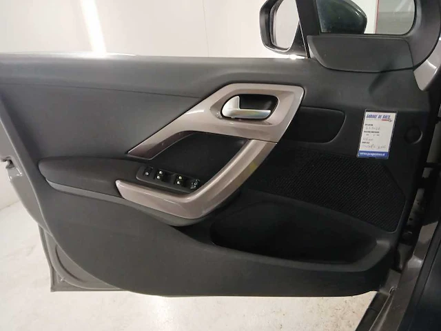 Peugeot 2008 1.2 puretech access , ; l-520-xv - afbeelding 3 van  16