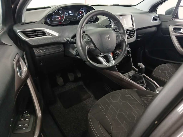 Peugeot 2008 1.2 puretech access , ; l-520-xv - afbeelding 12 van  16