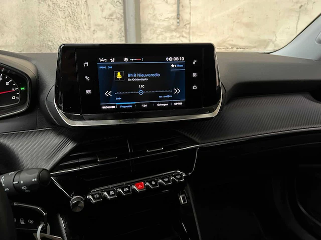 Peugeot 2008 1.2 puretech active 101pk 2022, n-304-tx - afbeelding 20 van  40