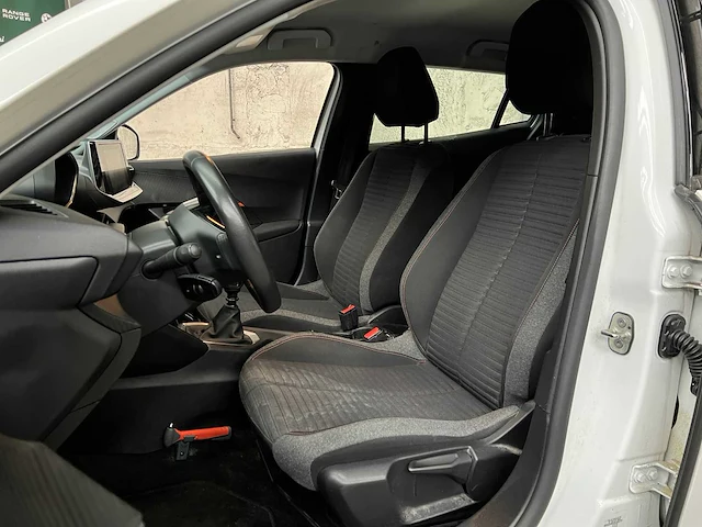 Peugeot 2008 1.2 puretech active 101pk 2022, n-304-tx - afbeelding 29 van  40