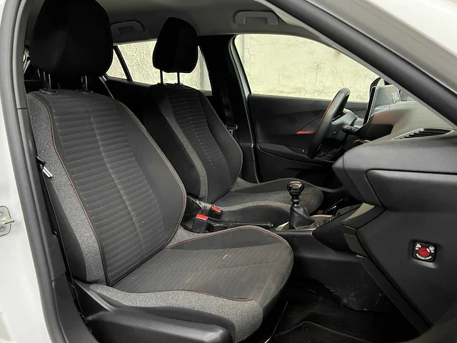 Peugeot 2008 1.2 puretech active 101pk 2022, n-304-tx - afbeelding 32 van  40