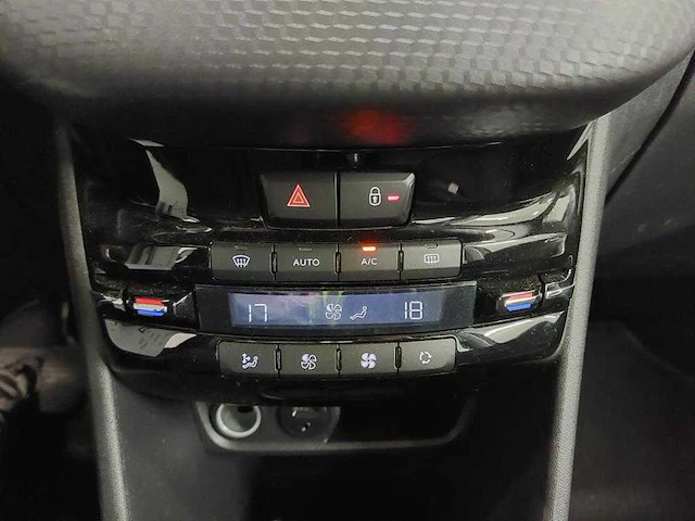 Peugeot 2008 1.2 puretech active , ; gz-067-t - afbeelding 12 van  20