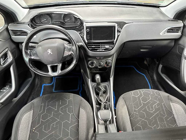 Peugeot 2008 1.2 puretech active , ; nv-874-t - afbeelding 14 van  18
