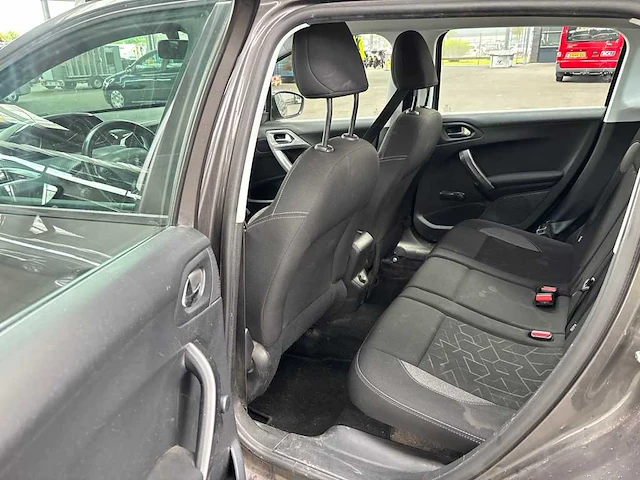 Peugeot 2008 1.2 puretech active , ; nv-874-t - afbeelding 15 van  18